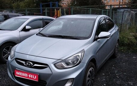 Hyundai Solaris II рестайлинг, 2011 год, 650 000 рублей, 1 фотография