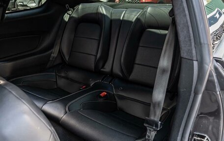 Ford Mustang VI рестайлинг, 2020 год, 5 120 000 рублей, 10 фотография