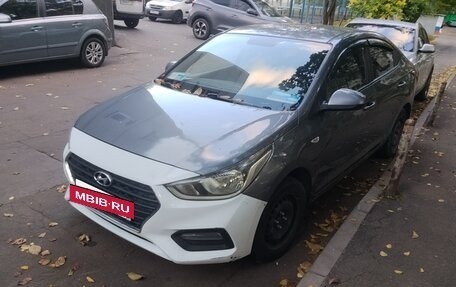 Hyundai Solaris II рестайлинг, 2018 год, 800 000 рублей, 13 фотография