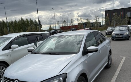 Volkswagen Polo VI (EU Market), 2015 год, 960 000 рублей, 4 фотография