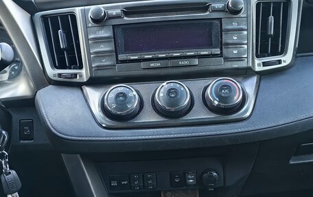 Toyota RAV4, 2014 год, 2 400 000 рублей, 11 фотография