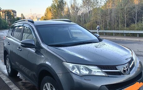 Toyota RAV4, 2014 год, 2 400 000 рублей, 4 фотография