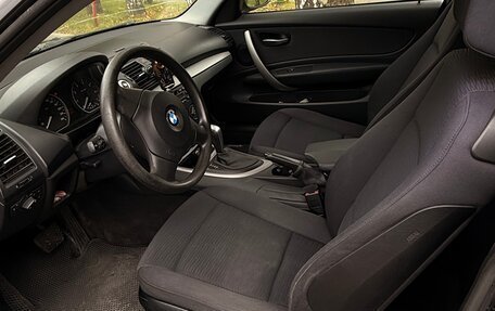 BMW 1 серия, 2011 год, 800 000 рублей, 4 фотография