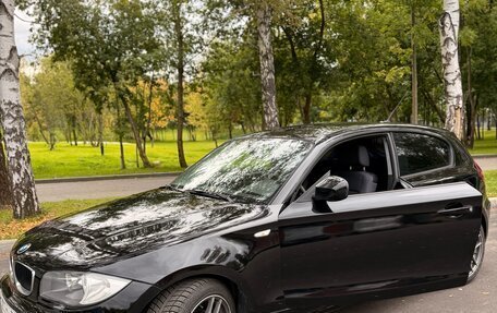BMW 1 серия, 2011 год, 800 000 рублей, 11 фотография