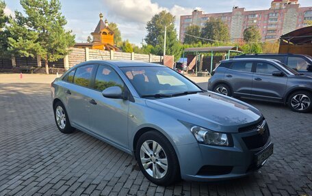 Chevrolet Cruze II, 2011 год, 700 000 рублей, 4 фотография