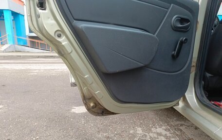 Renault Logan I, 2012 год, 440 000 рублей, 3 фотография