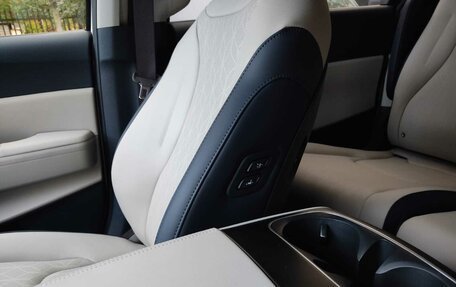 KIA Carnival, 2025 год, 6 260 000 рублей, 27 фотография