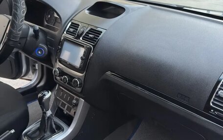 Geely Emgrand EC7, 2012 год, 335 000 рублей, 27 фотография