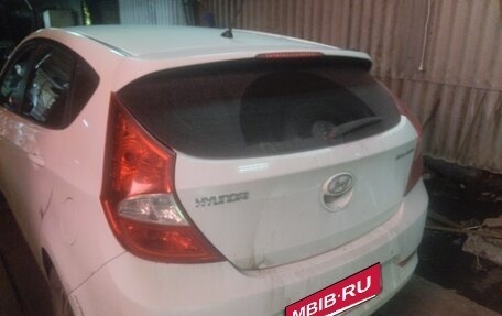 Hyundai Solaris II рестайлинг, 2015 год, 850 000 рублей, 2 фотография