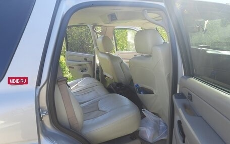 Chevrolet Tahoe II, 2004 год, 2 000 100 рублей, 12 фотография