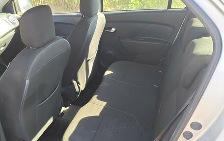 Renault Logan II, 2014 год, 715 000 рублей, 11 фотография
