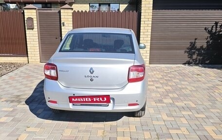 Renault Logan II, 2014 год, 715 000 рублей, 3 фотография