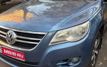 Volkswagen Tiguan I, 2011 год, 1 000 000 рублей, 1 фотография