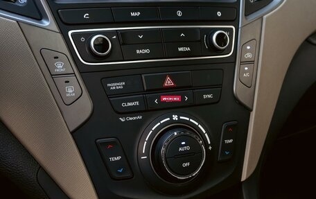 Hyundai Santa Fe III рестайлинг, 2017 год, 1 755 000 рублей, 15 фотография