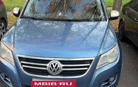 Volkswagen Tiguan I, 2011 год, 1 000 000 рублей, 3 фотография