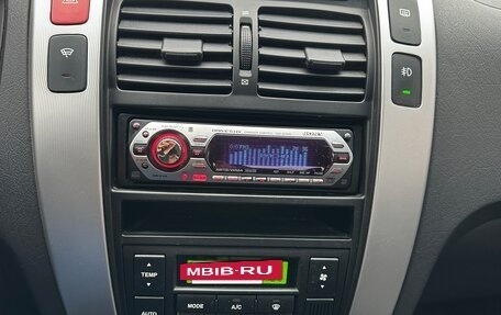 Hyundai Tucson III, 2006 год, 750 000 рублей, 10 фотография