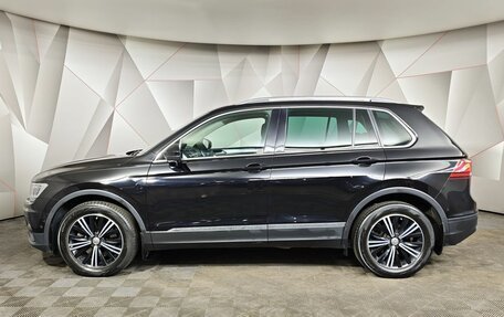 Volkswagen Tiguan II, 2018 год, 2 143 000 рублей, 5 фотография