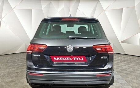 Volkswagen Tiguan II, 2018 год, 2 143 000 рублей, 8 фотография