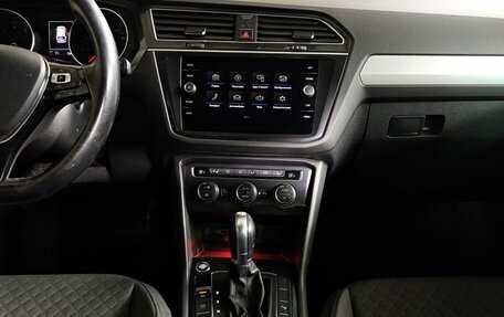 Volkswagen Tiguan II, 2018 год, 2 143 000 рублей, 14 фотография