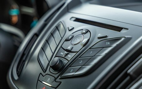 Ford Kuga III, 2013 год, 1 048 000 рублей, 29 фотография