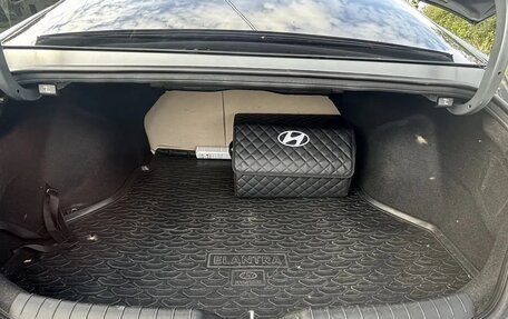 Hyundai Elantra, 2021 год, 1 999 999 рублей, 12 фотография