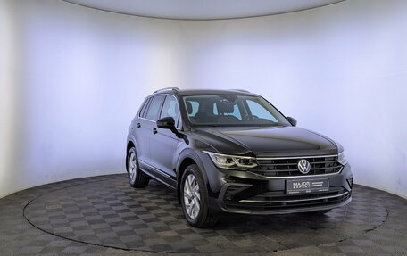 Volkswagen Tiguan II, 2021 год, 3 750 000 рублей, 3 фотография