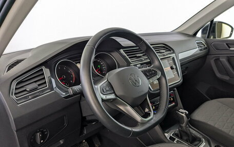 Volkswagen Tiguan II, 2021 год, 3 750 000 рублей, 16 фотография