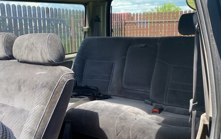 Toyota HiAce H100, 1993 год, 270 000 рублей, 3 фотография