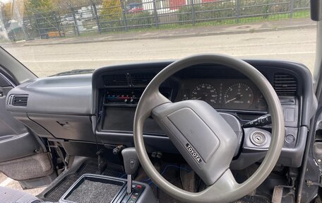 Toyota HiAce H100, 1993 год, 270 000 рублей, 9 фотография