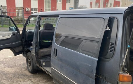 Toyota HiAce H100, 1993 год, 270 000 рублей, 17 фотография