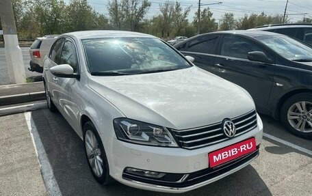 Volkswagen Passat B7, 2012 год, 1 375 000 рублей, 1 фотография