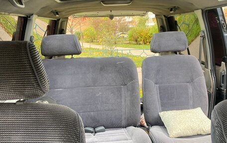 Toyota HiAce H100, 1993 год, 270 000 рублей, 31 фотография