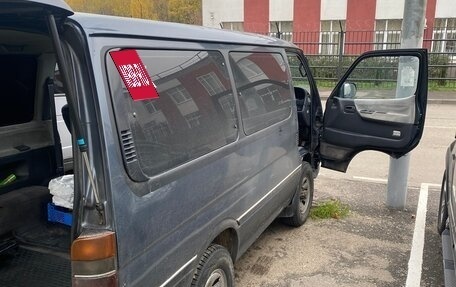 Toyota HiAce H100, 1993 год, 270 000 рублей, 33 фотография