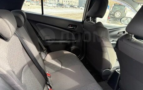 Toyota Prius IV XW50, 2018 год, 1 380 000 рублей, 13 фотография