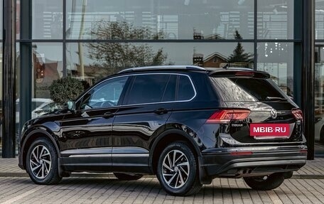 Volkswagen Tiguan II, 2020 год, 2 095 000 рублей, 4 фотография