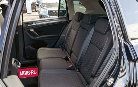 Volkswagen Tiguan II, 2020 год, 2 095 000 рублей, 17 фотография