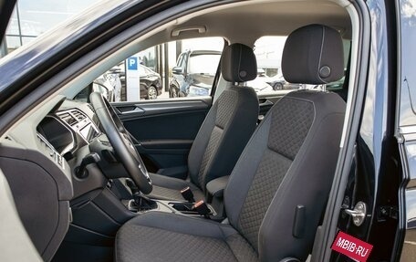 Volkswagen Tiguan II, 2020 год, 2 095 000 рублей, 11 фотография