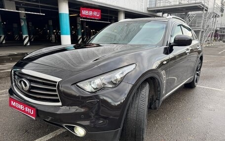 Infiniti FX II, 2012 год, 1 790 000 рублей, 1 фотография