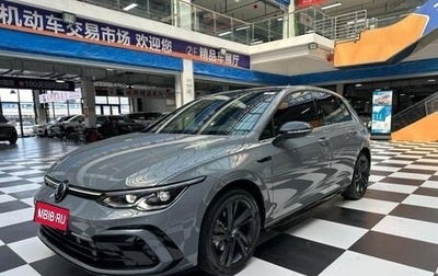 Volkswagen Golf VIII, 2022 год, 2 040 000 рублей, 1 фотография