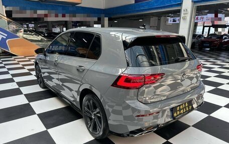 Volkswagen Golf VIII, 2022 год, 2 040 000 рублей, 3 фотография