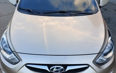 Hyundai Solaris II рестайлинг, 2011 год, 720 000 рублей, 1 фотография
