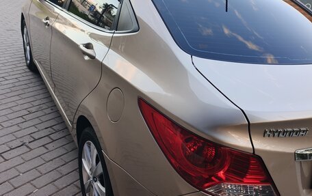 Hyundai Solaris II рестайлинг, 2011 год, 720 000 рублей, 8 фотография