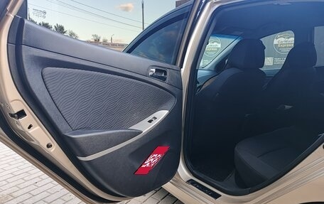 Hyundai Solaris II рестайлинг, 2011 год, 720 000 рублей, 12 фотография