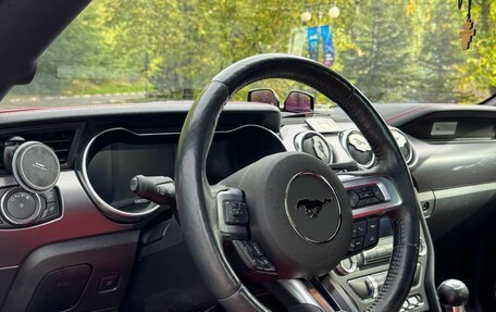 Ford Mustang VI рестайлинг, 2017 год, 3 190 000 рублей, 18 фотография