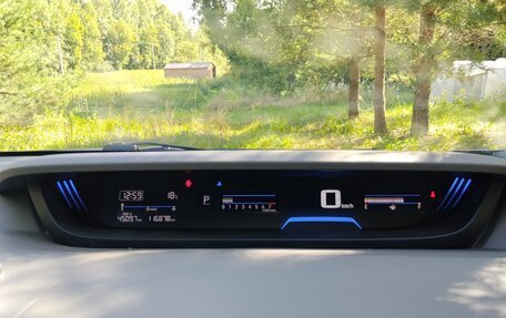 Honda Freed II, 2017 год, 1 399 000 рублей, 9 фотография