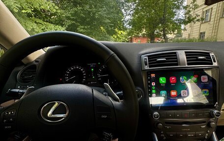 Lexus IS II рестайлинг 2, 2006 год, 1 400 000 рублей, 7 фотография