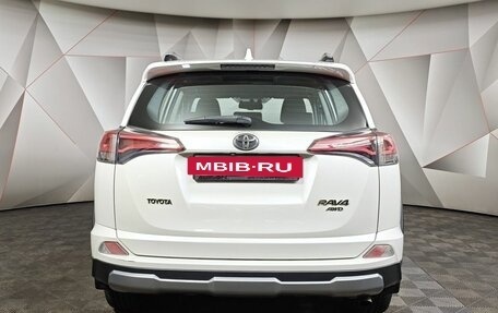 Toyota RAV4, 2017 год, 2 353 000 рублей, 8 фотография
