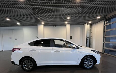 Hyundai Solaris II рестайлинг, 2022 год, 1 700 000 рублей, 2 фотография