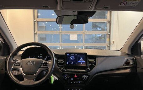 Hyundai Solaris II рестайлинг, 2022 год, 1 700 000 рублей, 9 фотография