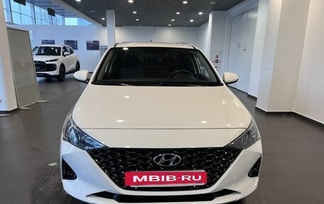Hyundai Solaris II рестайлинг, 2022 год, 1 700 000 рублей, 8 фотография